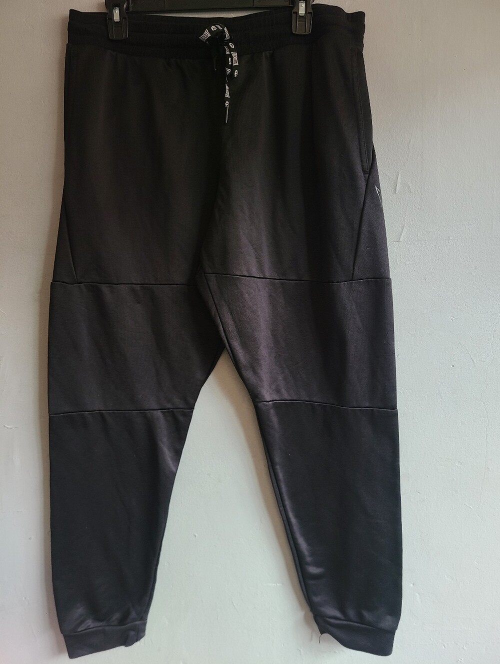 Men's size XL Tapout WWE jogger pants black pull-on drawstring waist